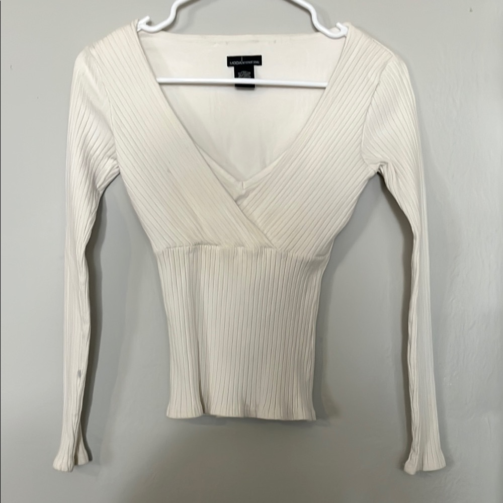 Moda International White Ribbed Blouse